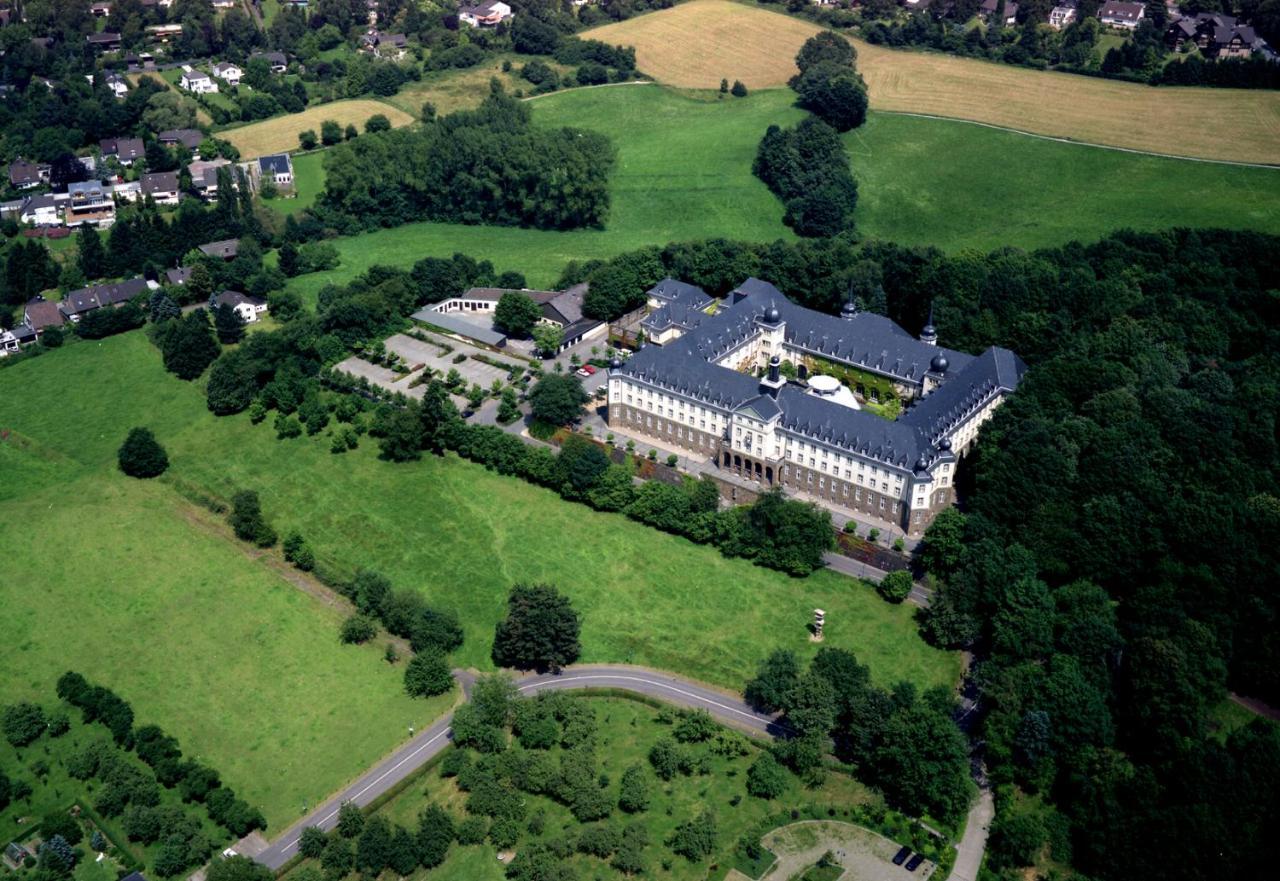 Hotel Kardinal Schulte Haus Bergisch Gladbach Exterior foto